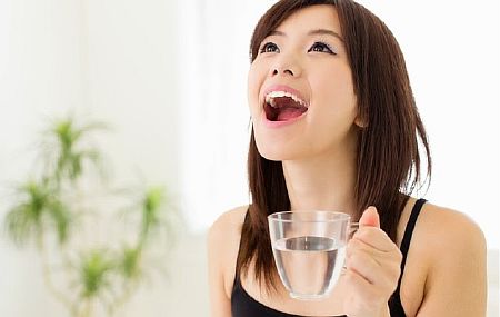 Полоскание при болях в горле