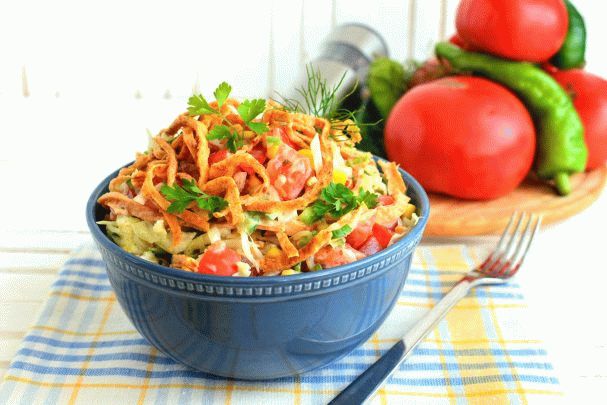 Мясной салат с блинчиками Мясной салат