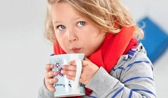 На период лечения следует обеспечить ребенку обильное питье На период лечения следует обеспечить ребенку обильное питье