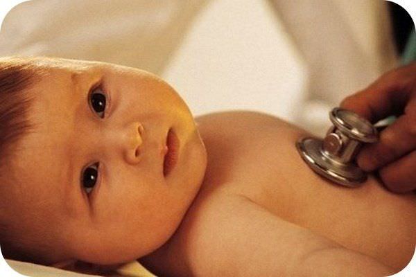 Важно послушать малыша, это может узнать есть ли хрипы Важно послушать малыша, это может узнать есть ли хрипы